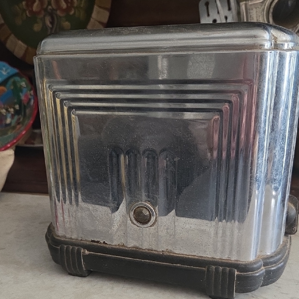Vintage Antique Sunbeam Chrome Toaster